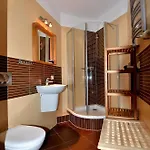 Apartmán Victus Functional With 2 Bedrooms In The Center By Renters *