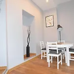 Victus Functional With 2 Bedrooms In The Center By Renters *