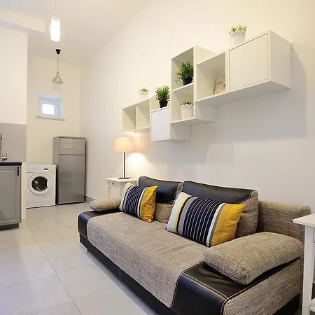 Διαμέρισμα Victus Functional With 2 Bedrooms In The Center By Renters *